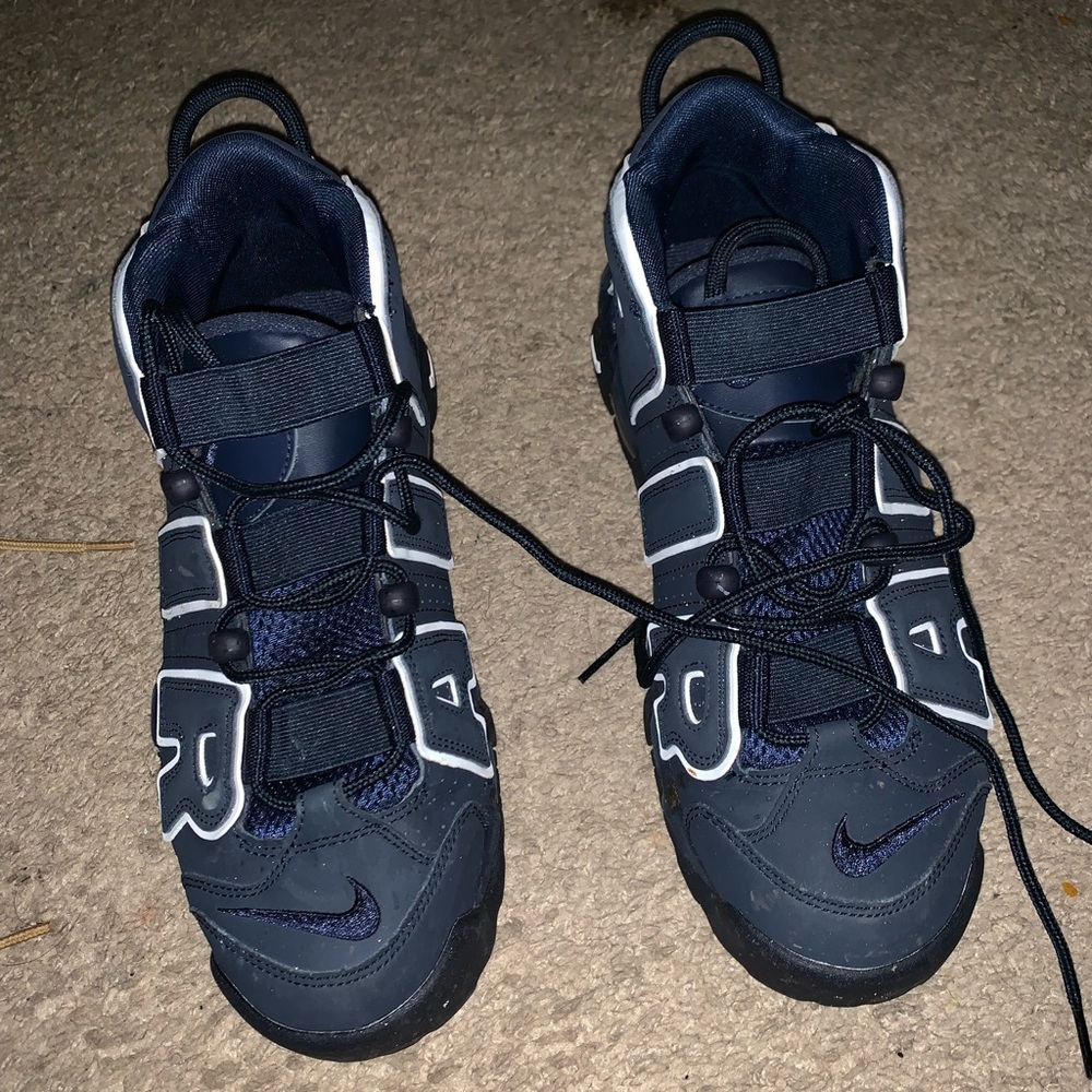 Men Nike Shoes Gently Worn